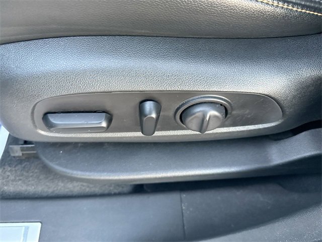 Used 2021 Chevrolet Equinox Premier image 19