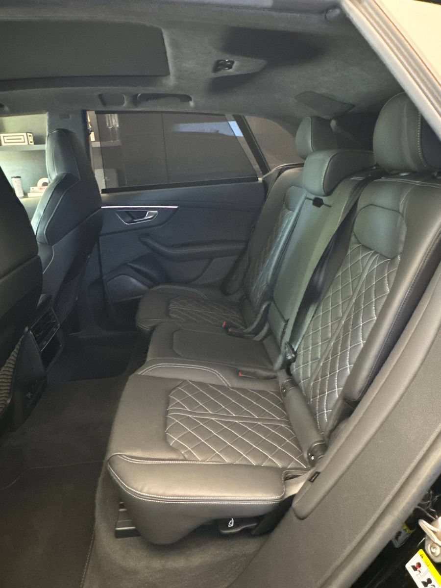 Used 2024 Audi SQ8 Prestige w/ Prestige Package AWD/4WD image 12