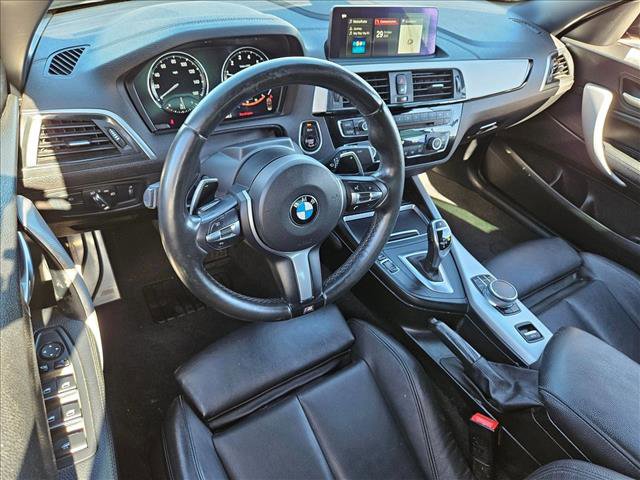 Used 2018 BMW 230i Convertible image 9