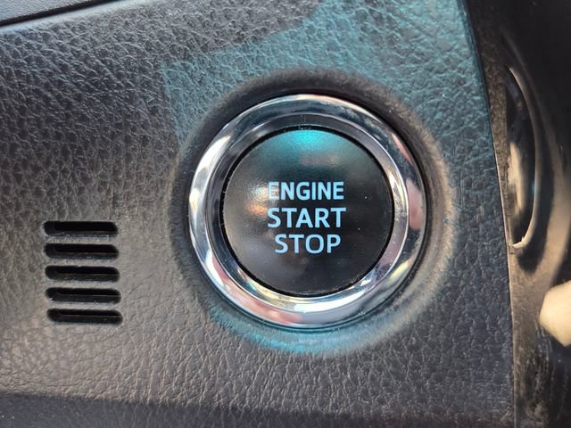 Used 2019 Toyota Corolla XSE image 29