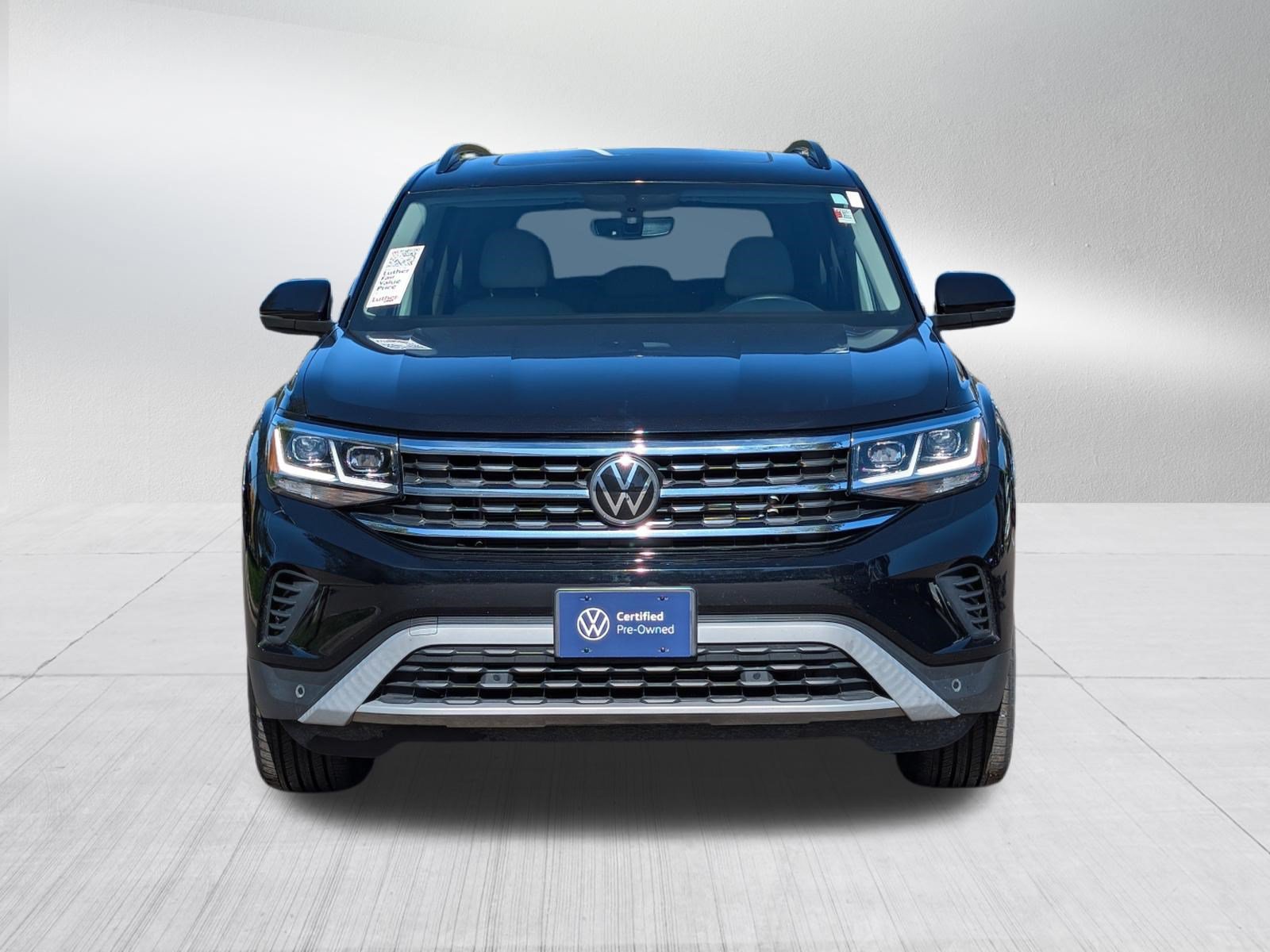 Certified 2021 Volkswagen Atlas SE w/ Panoramic Sunroof Package AWD/4WD image 2