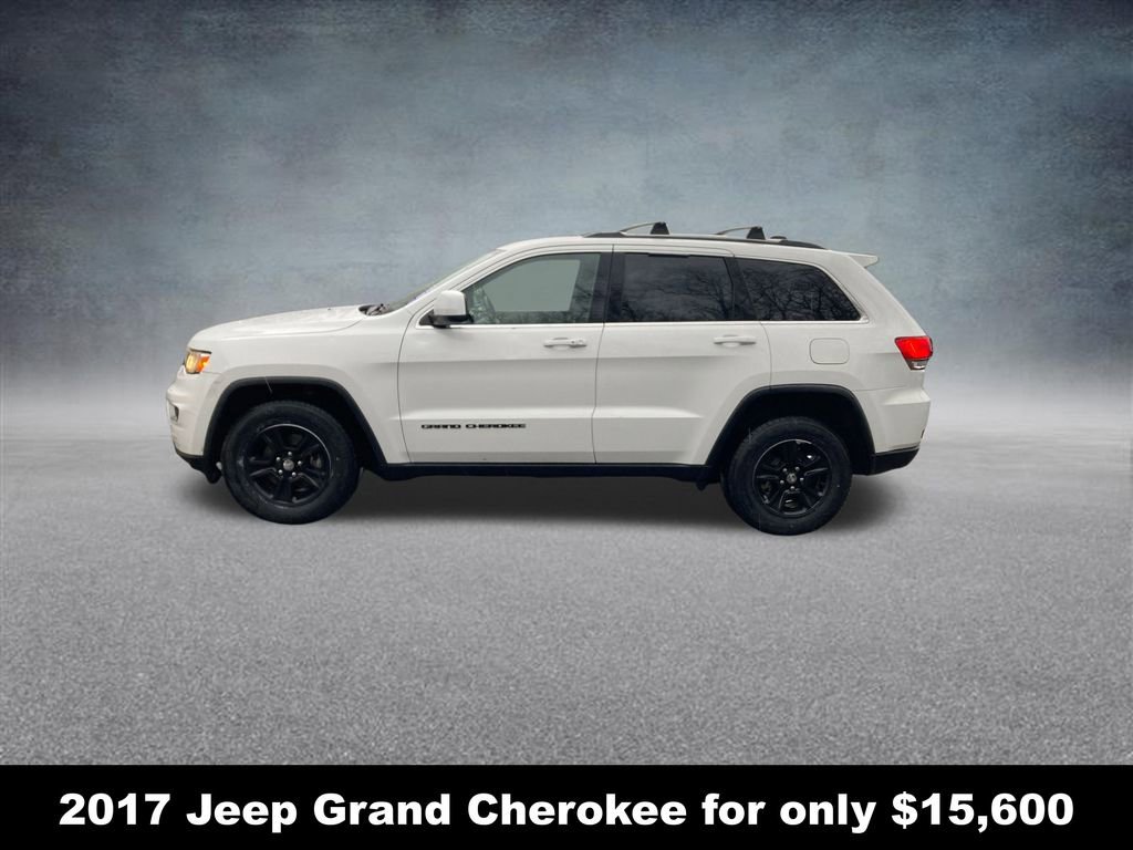 Used 2017 Jeep Grand Cherokee Laredo w/ Quick Order Package 23E image 2