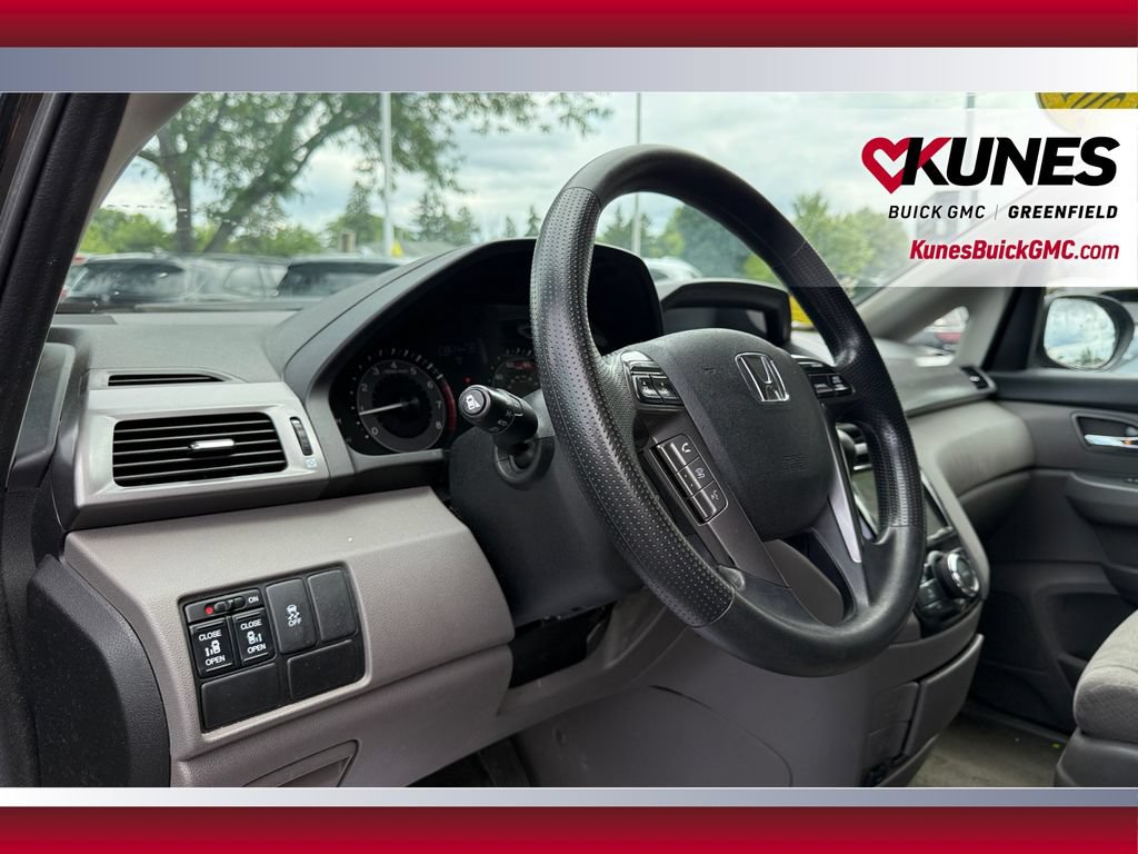 Used 2014 Honda Odyssey EX image 32