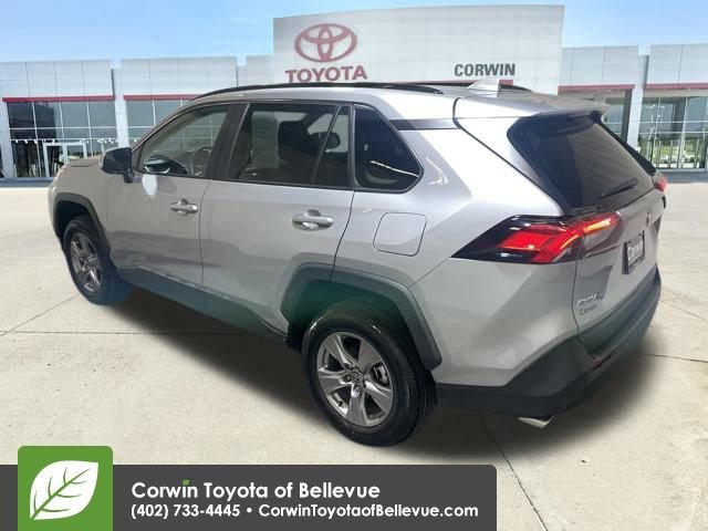 Used 2025 Toyota RAV4 XLE image 3