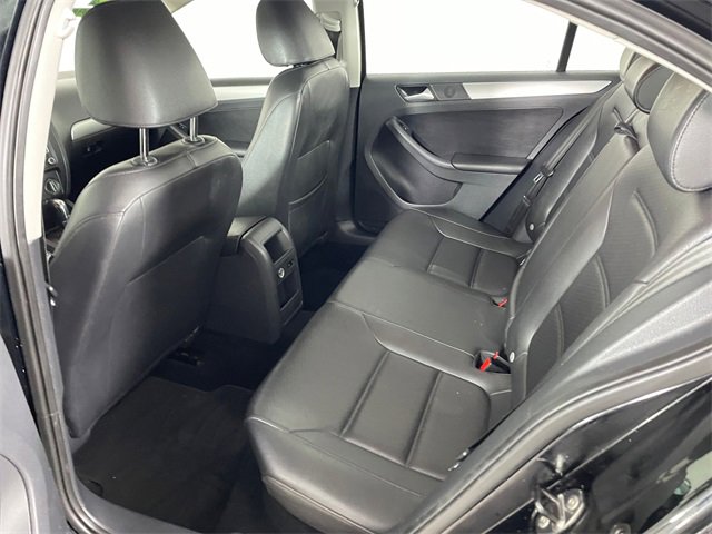 Used 2014 Volkswagen Jetta SE image 16