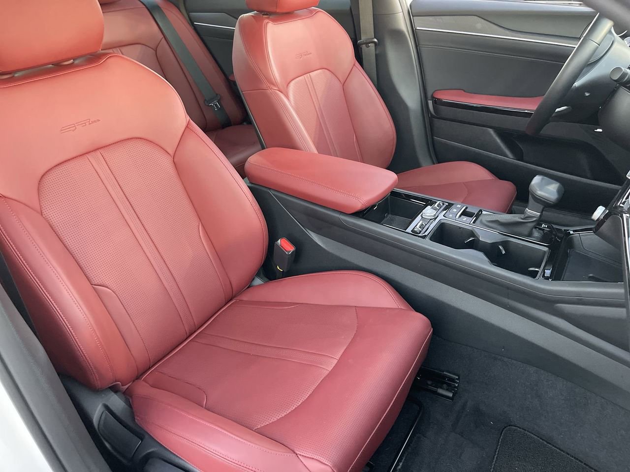 Used 2025 Kia K5 GT-Line w/ GT-Line Premium Package image 10