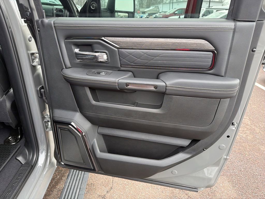 New 2026 RAM 2500 Limited image 8