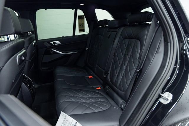 New 2026 BMW X5 xDrive40i w/ Executive Package image 25