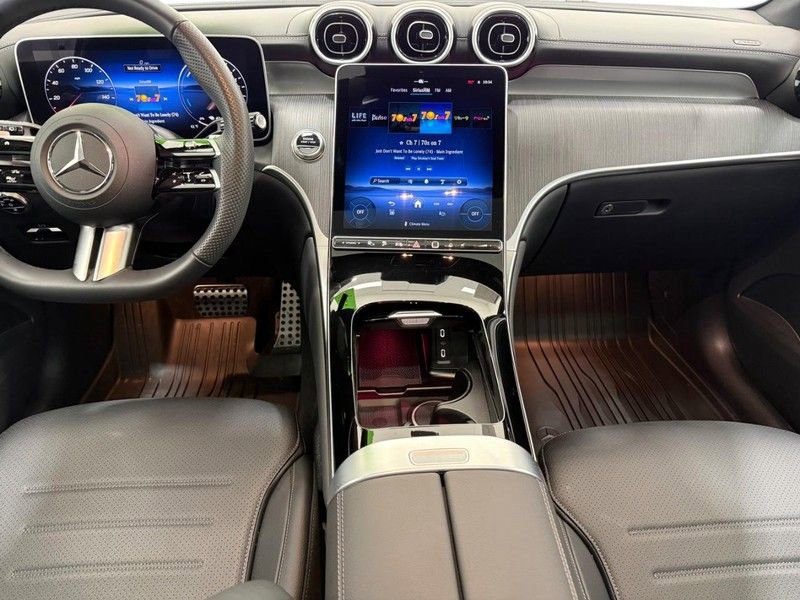 New 2025 Mercedes-Benz GLC 350e 4MATIC image 5