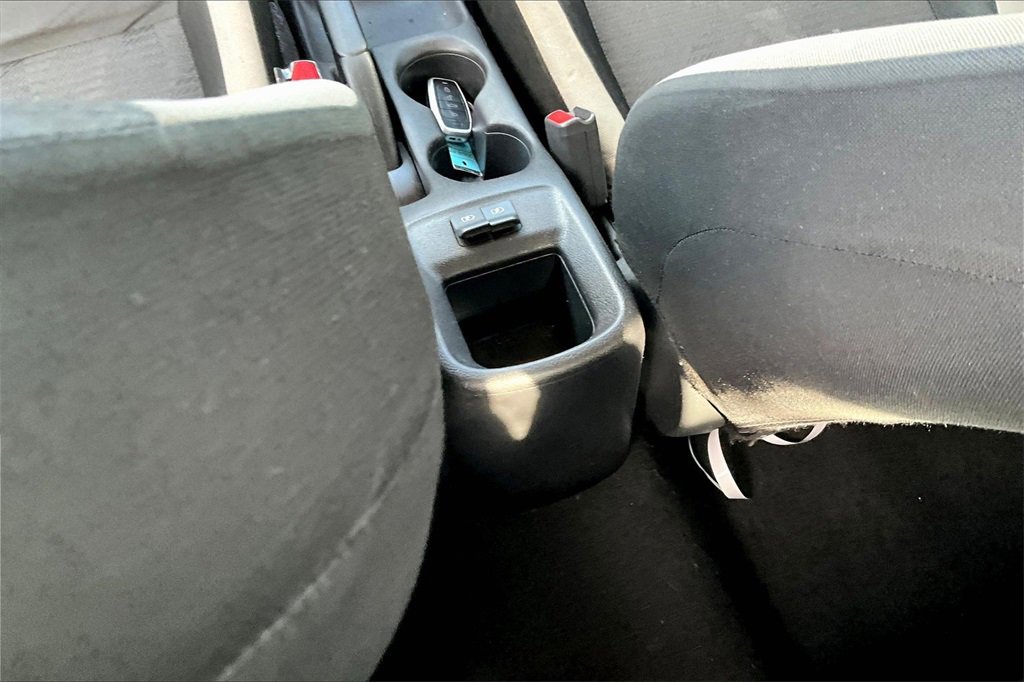 Used 2021 Nissan Versa SV image 30