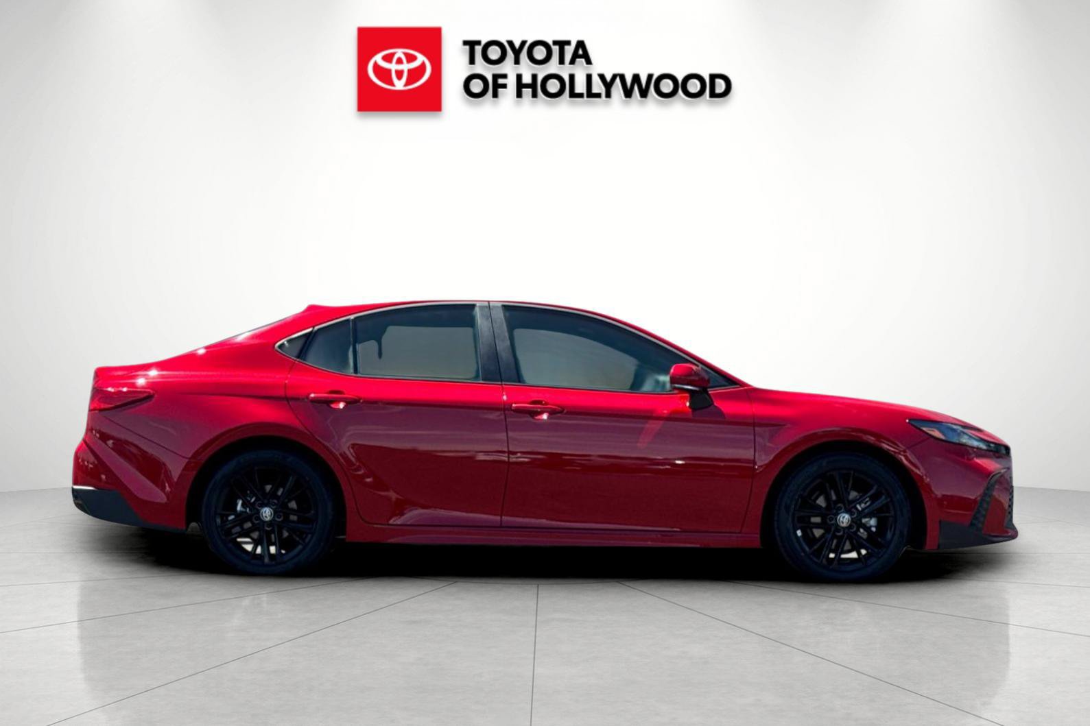 New 2026 Toyota Camry SE FWD image 3