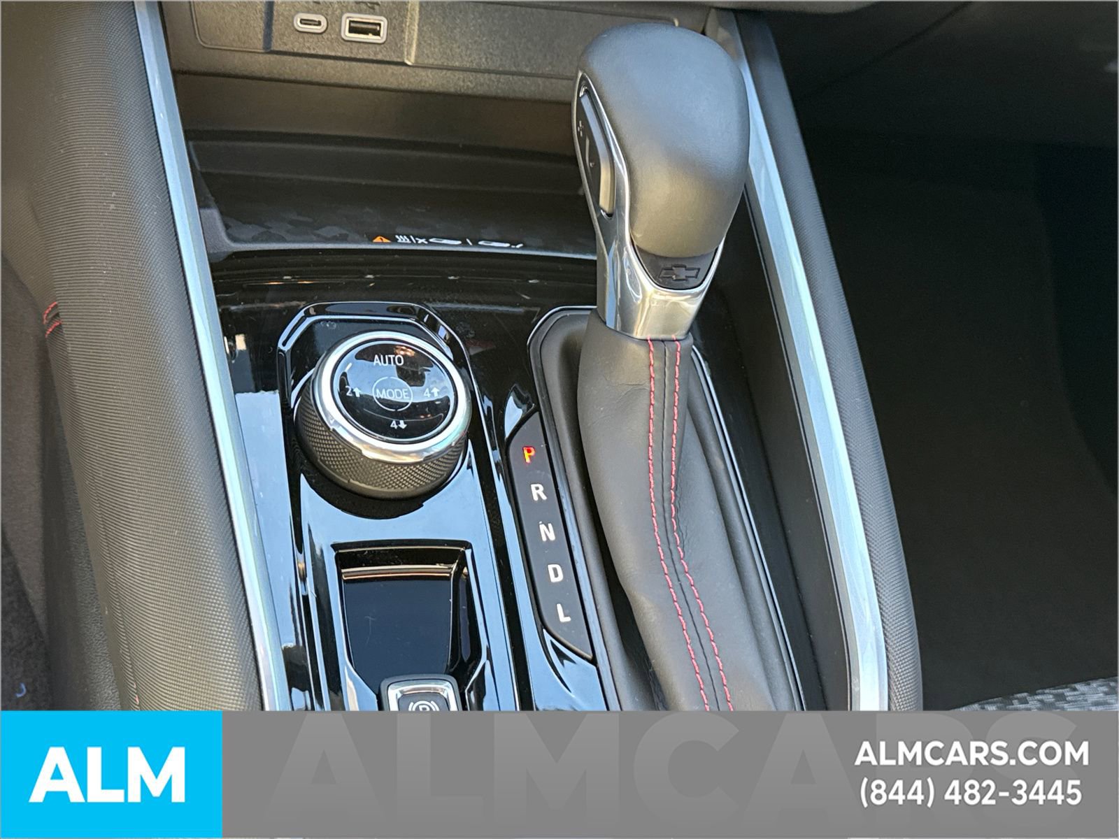 Used 2025 Chevrolet Colorado Z71 w/ Technology Package image 36