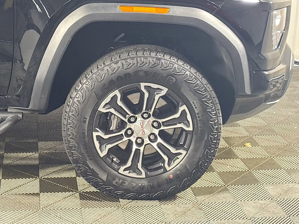 Used 2024 GMC Canyon AT4 w/ Canyon Safety Plus Package image 24