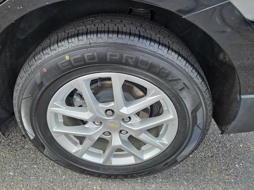 Used 2022 Chevrolet Equinox LT FWD image 29