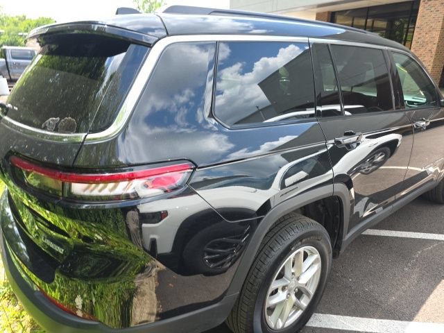 Used 2025 Jeep Grand Cherokee L Laredo AWD/4WD image 6