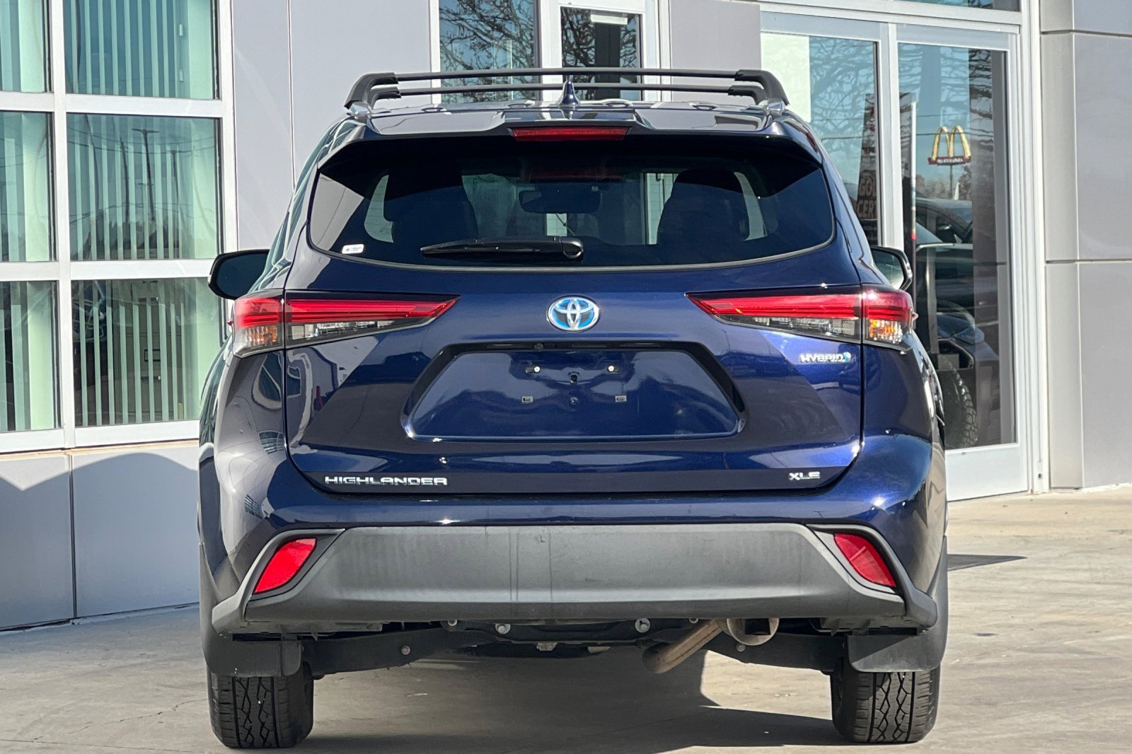 Certified 2021 Toyota Highlander XLE image 5
