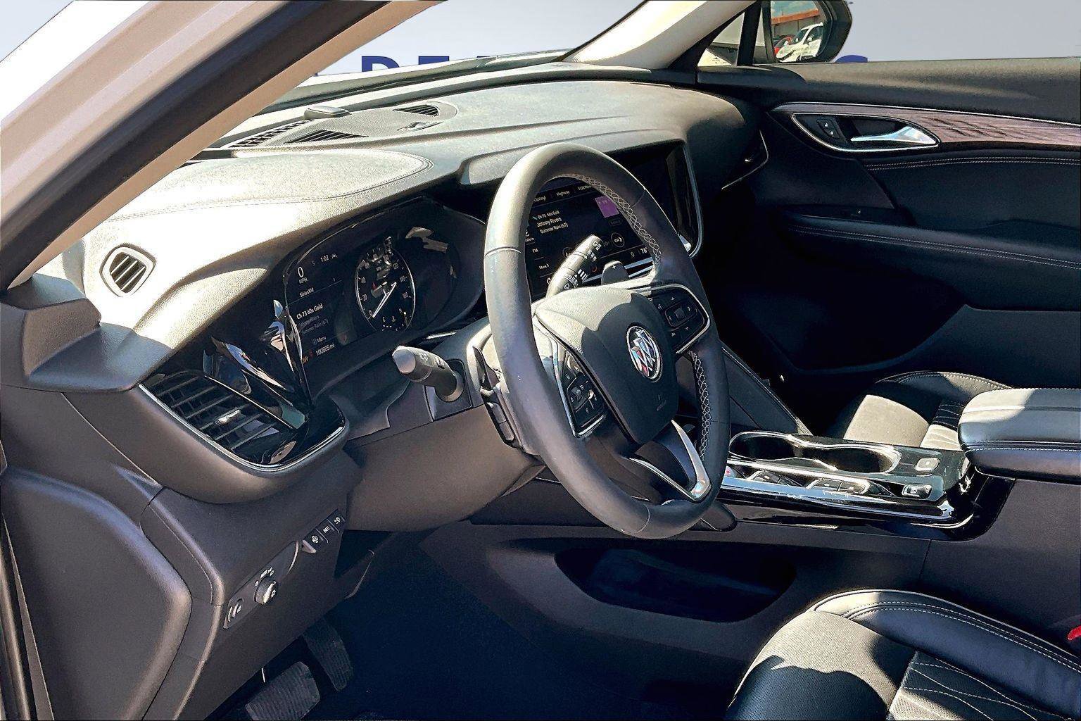 Used 2021 Buick Envision Avenir image 17