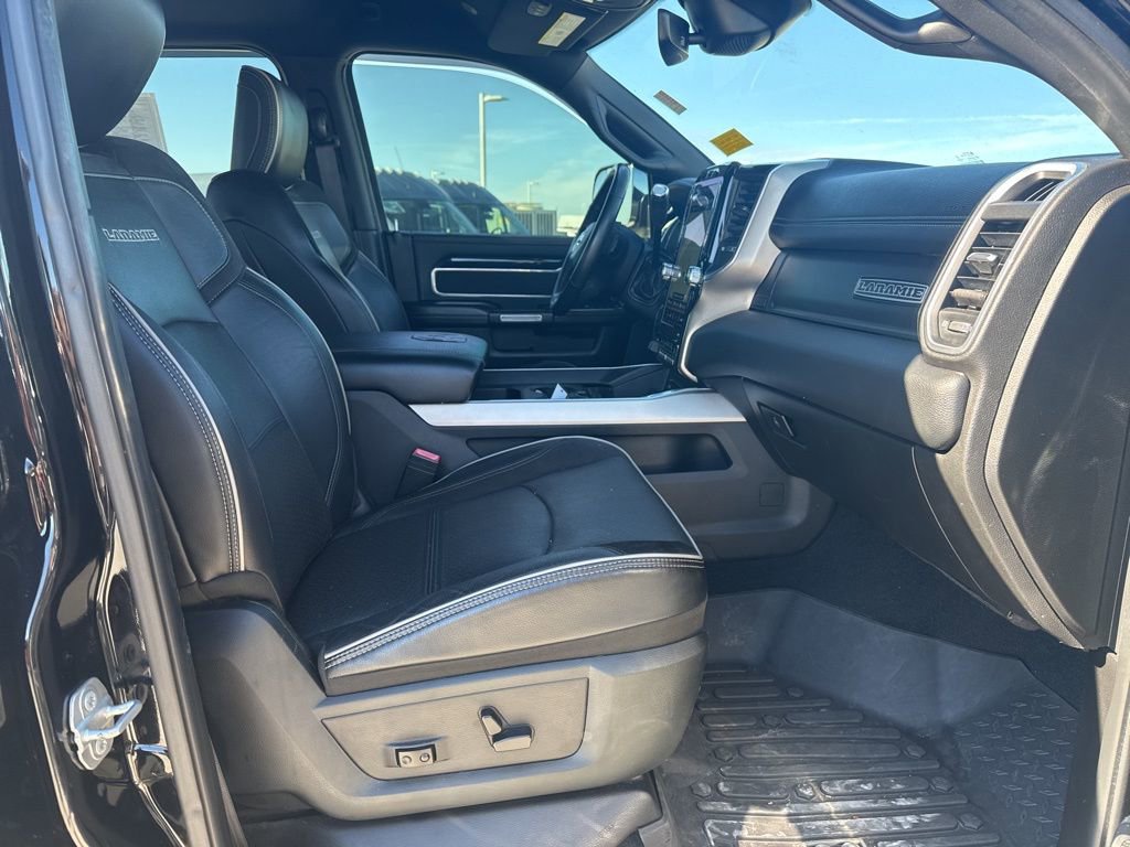 Used 2019 RAM 3500 Laramie image 10