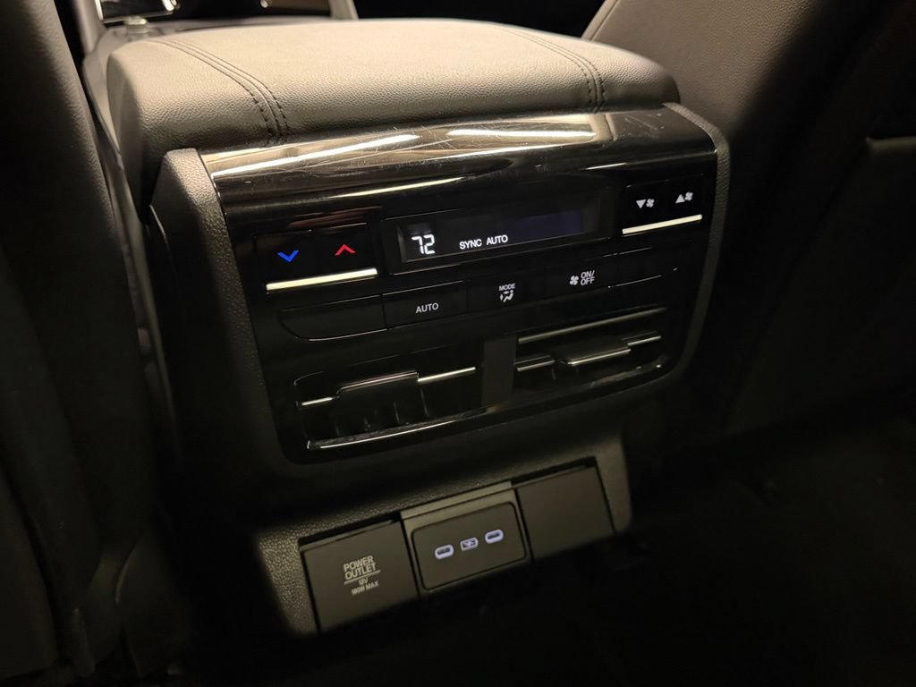 Certified 2025 Acura MDX SH-AWD image 31