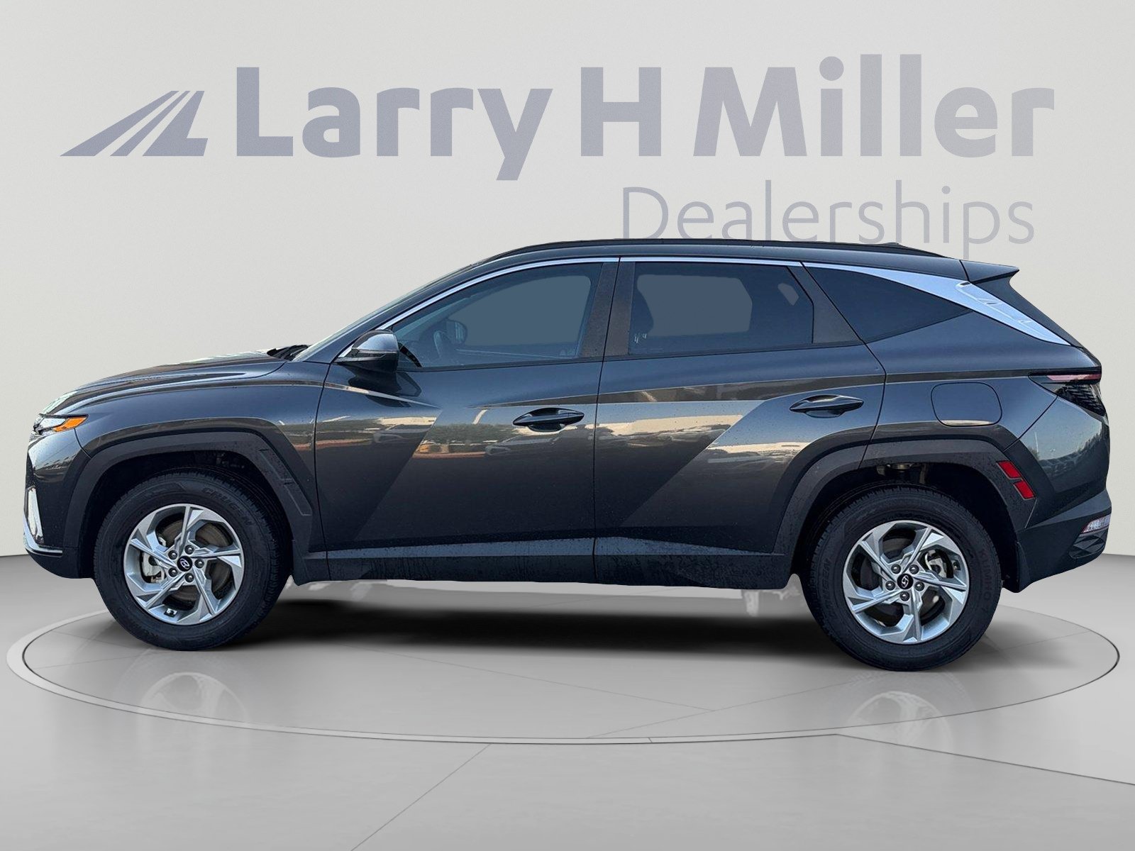 Used 2023 Hyundai Tucson SEL AWD/4WD image 2