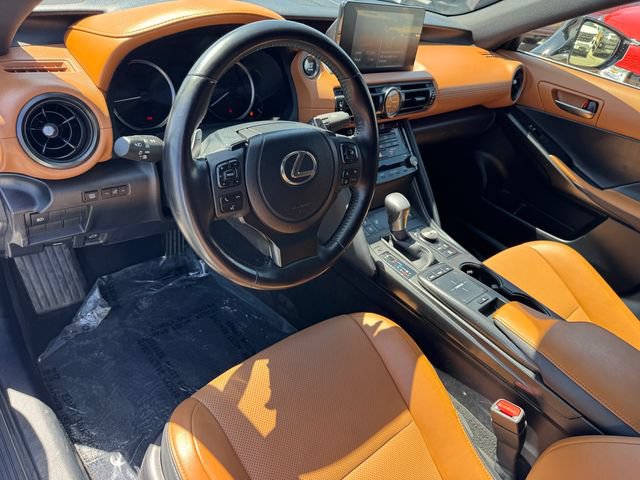 Used 2023 Lexus IS 300 w/ Comfort Package RWD image 11