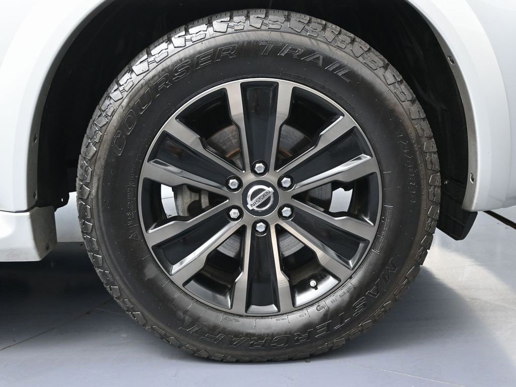 Used 2019 Nissan Armada Platinum w/ Captain's Chairs Package image 13