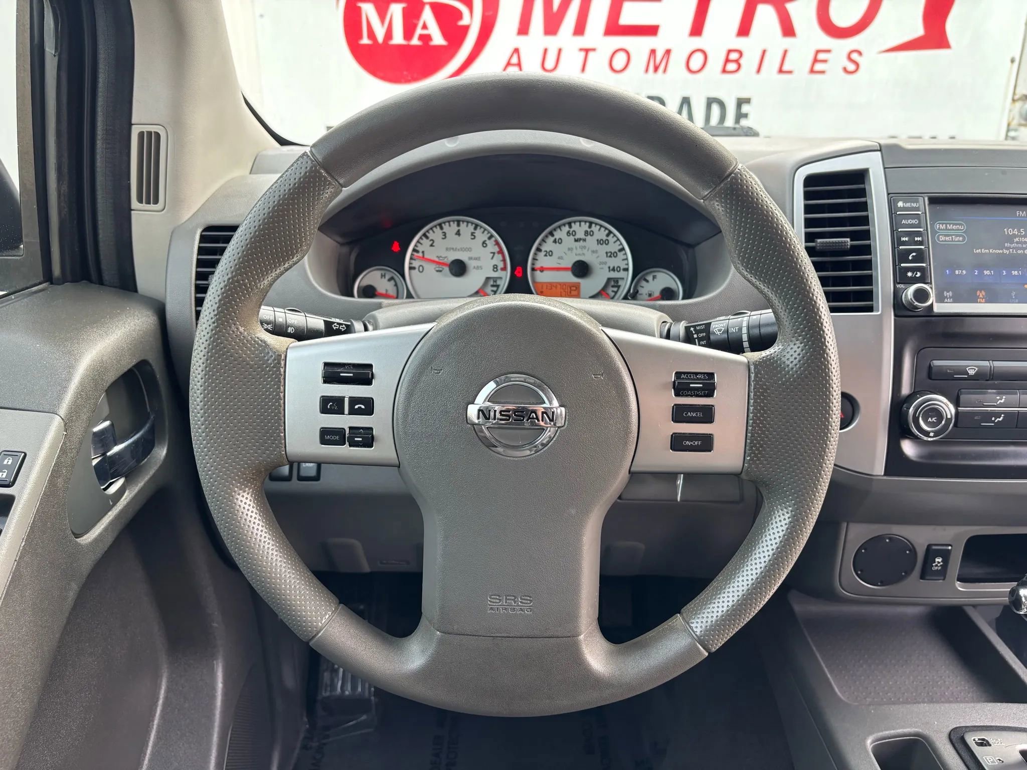 Used 2019 Nissan Frontier Desert Runner image 23