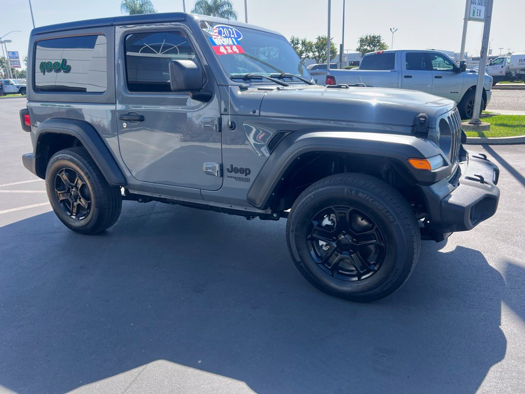Used 2021 Jeep Wrangler Sport AWD/4WD image 16