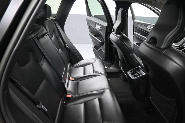 Used 2023 Volvo XC60 B5 Ultimate AWD/4WD image 23