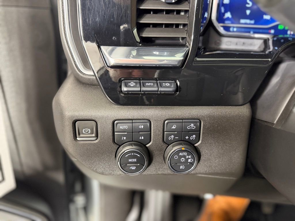 Certified 2023 Chevrolet Silverado 1500 LTZ w/ LTZ Premium Package image 30