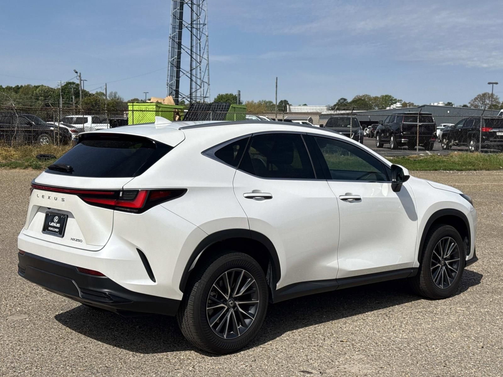 Used 2024 Lexus NX 250 FWD w/ Cold Area Package image 3