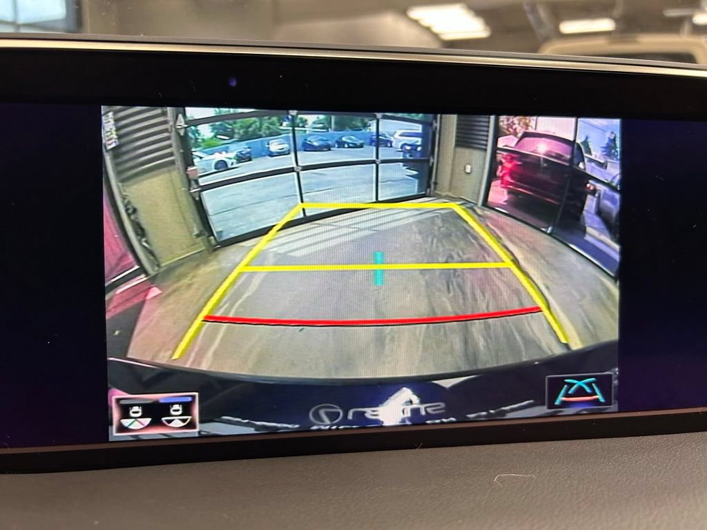 Used 2019 Lexus ES 300h w/ Premium Package FWD image 21