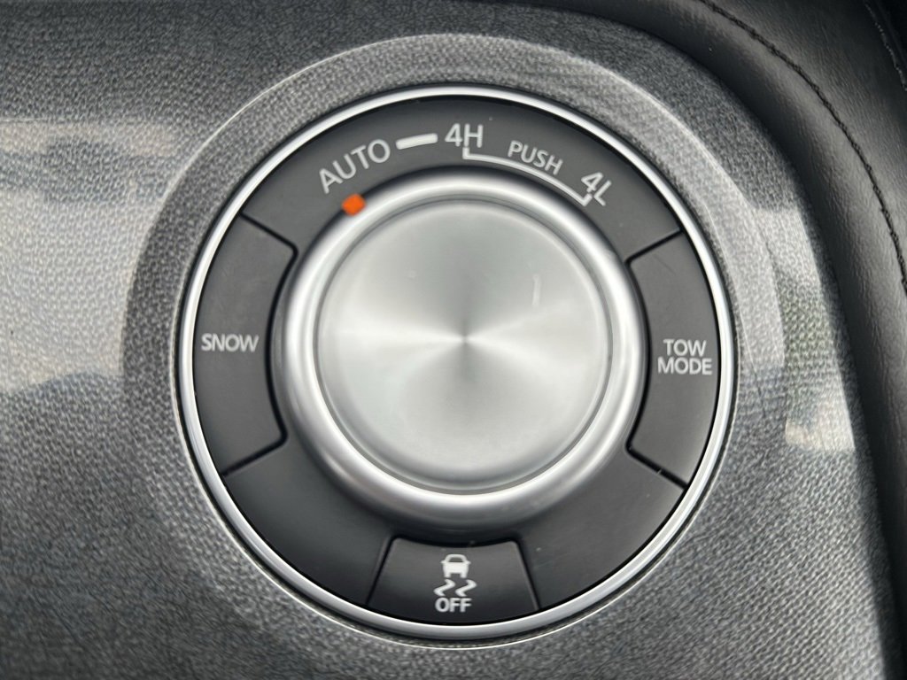 Used 2024 Nissan Armada SV image 33