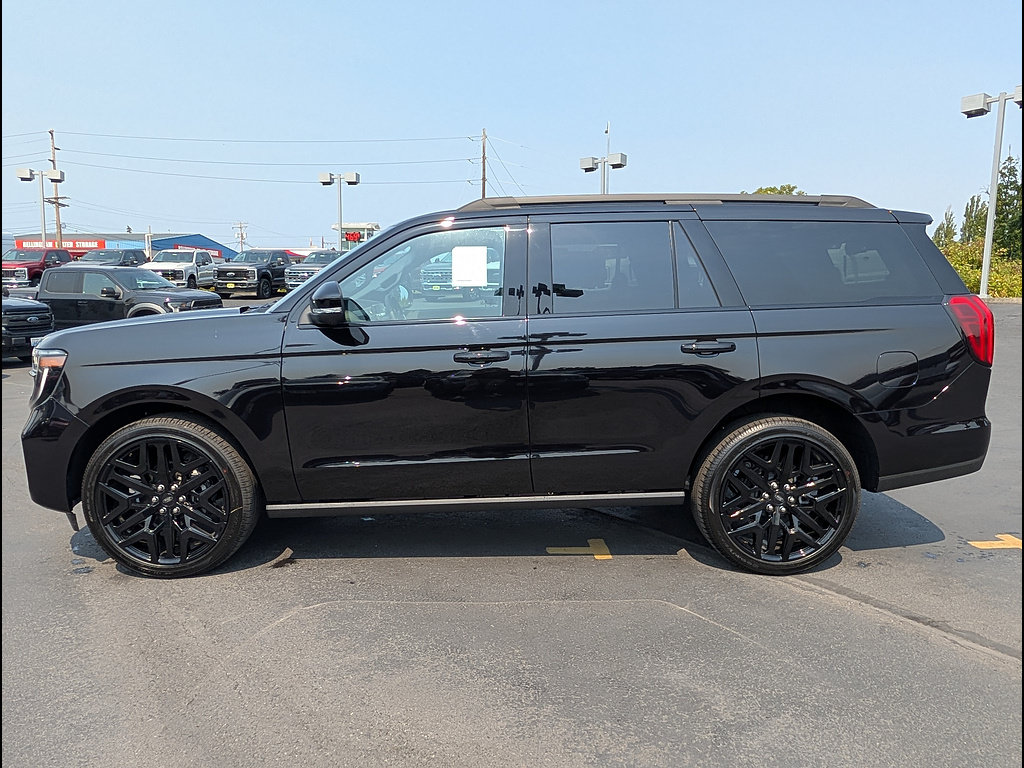 New 2027 Ford Expedition Platinum w/ Stealth Performance Package AWD/4WD image 9