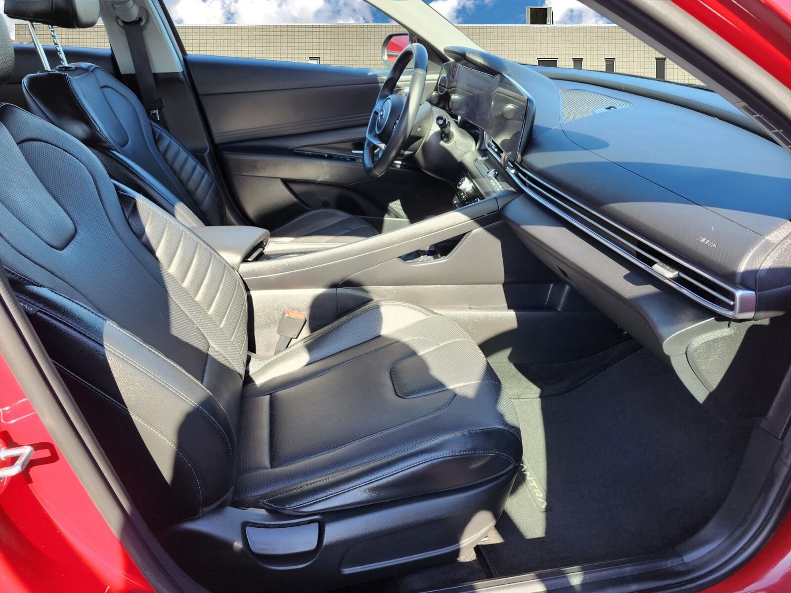 Certified 2023 Hyundai Elantra Limited w/ Cargo Package image 10