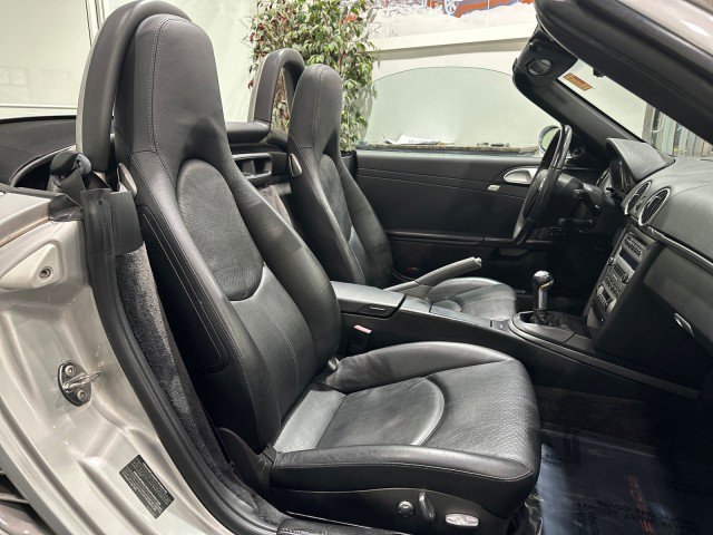 Used 2008 Porsche Boxster S RWD image 5