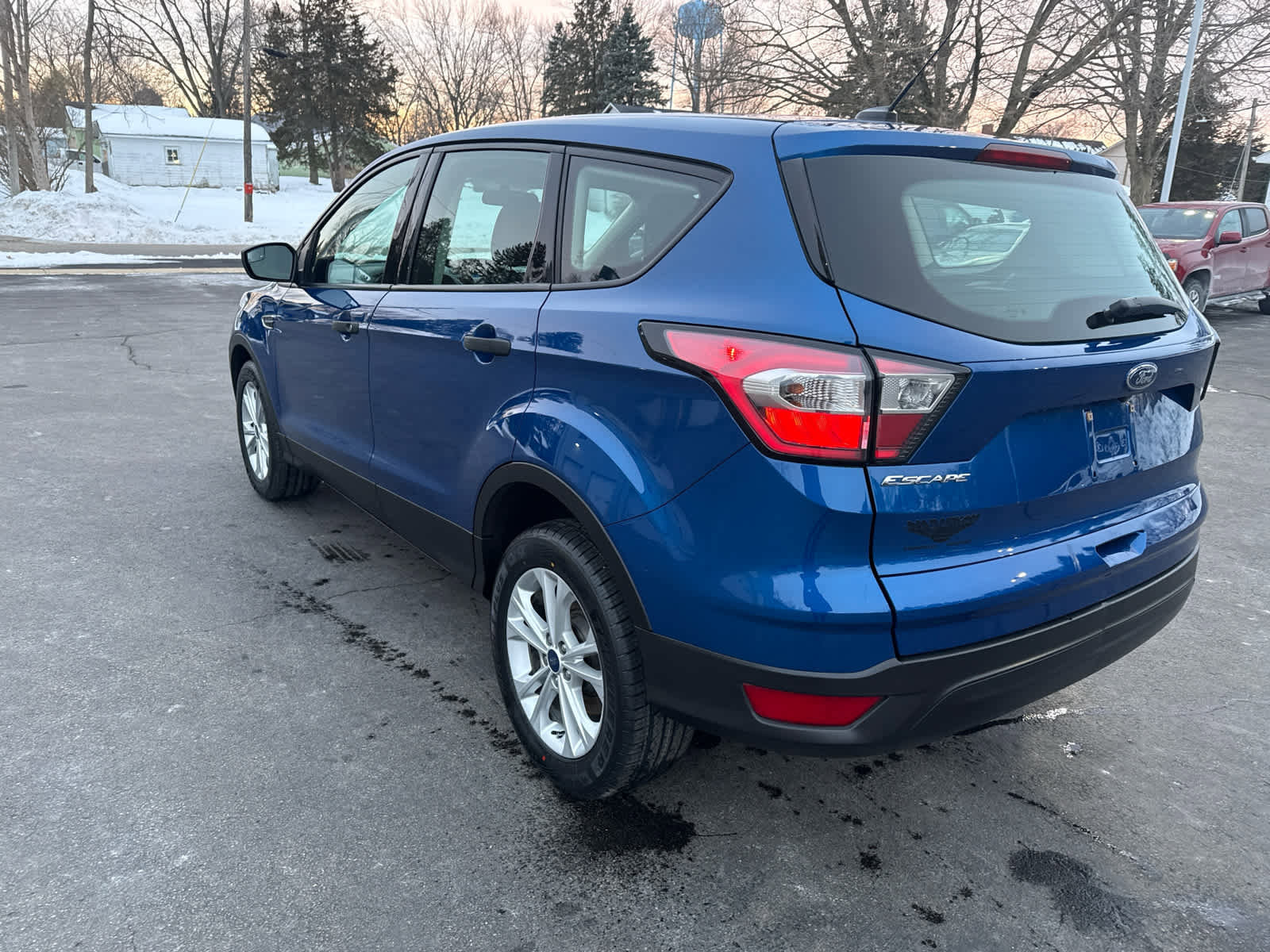Used 2017 Ford Escape S image 5