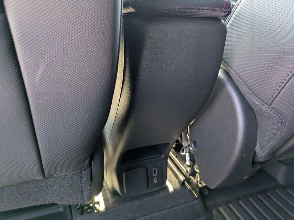 Used 2023 Chevrolet TrailBlazer RS w/ Convenience Package image 26