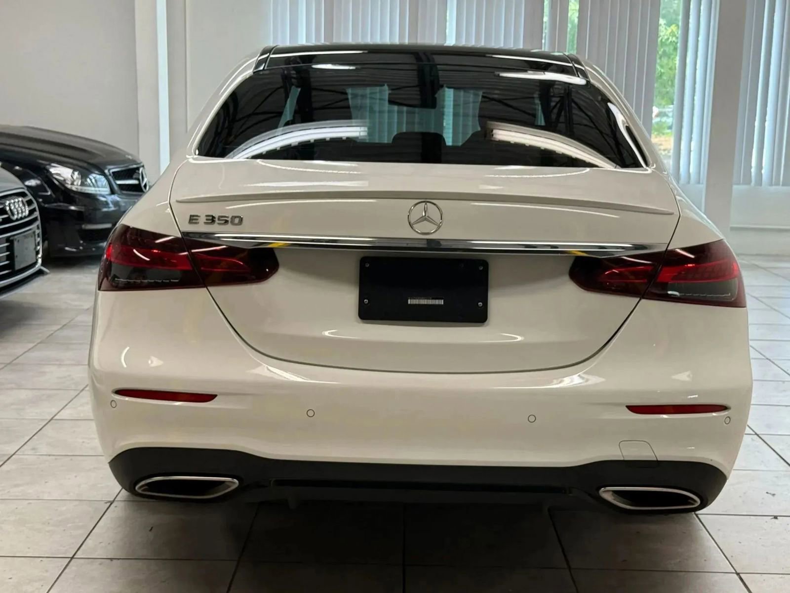 Used 2022 Mercedes-Benz E 350 Sedan w/ AMG Line Exterior image 8