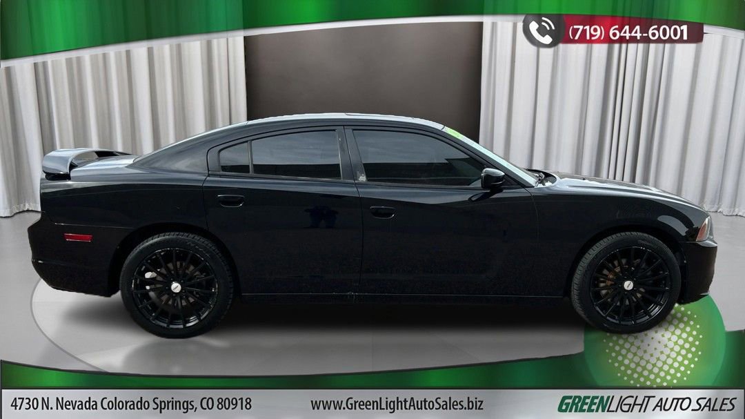 Used 2013 Dodge Charger SXT image 6