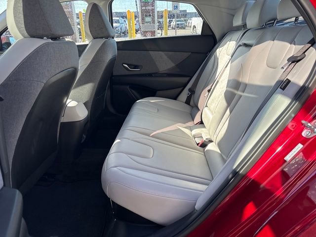 Certified 2025 Hyundai Elantra Limited image 15