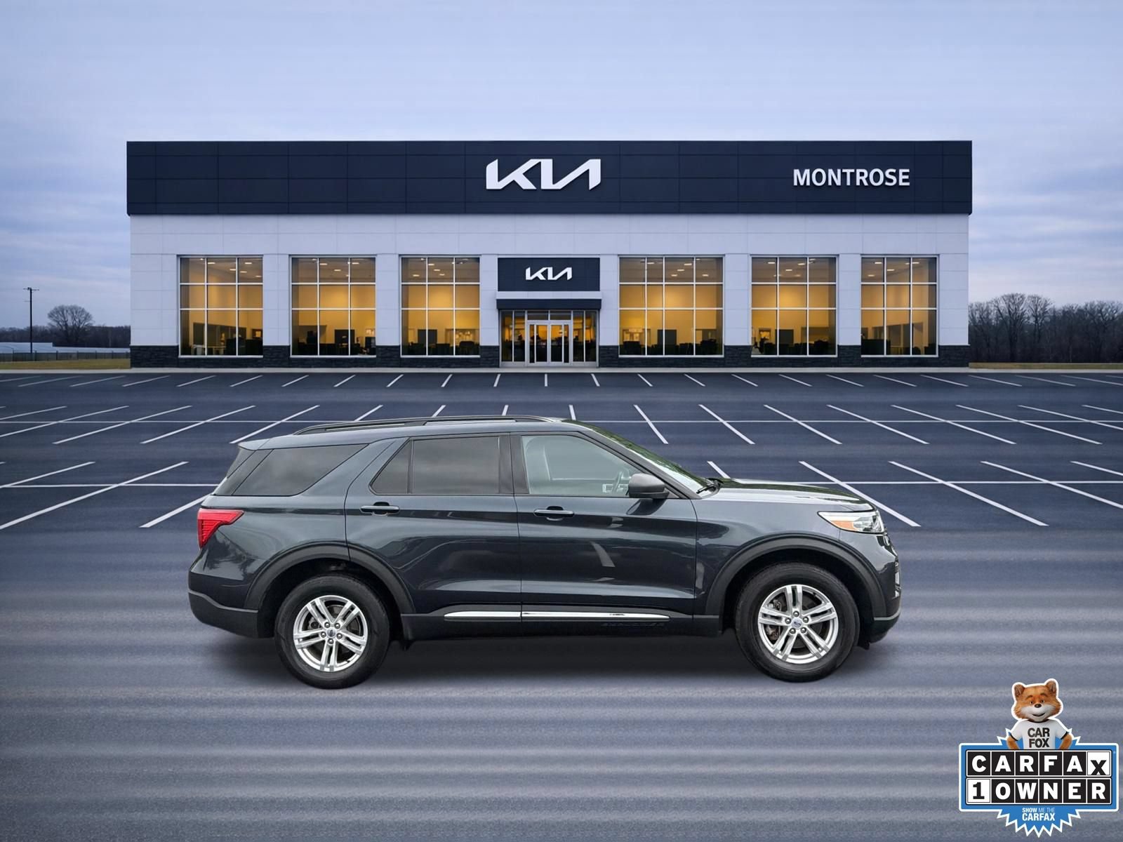 Used 2023 Ford Explorer XLT w/ Class IV Trailer Tow Package AWD/4WD image 4