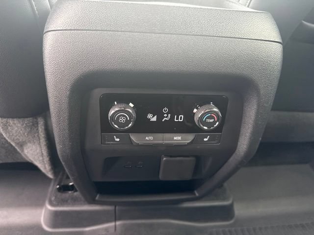 Used 2024 Chevrolet Traverse RS w/ LPO, Floor Liner Package AWD/4WD image 23