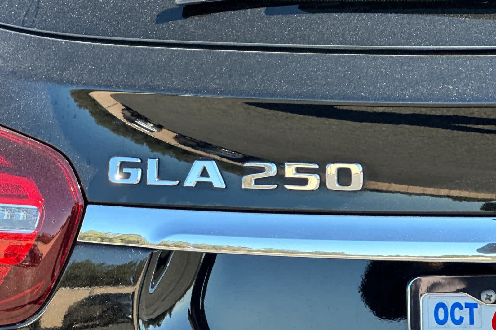 Used 2018 Mercedes-Benz GLA 250 4MATIC image 33