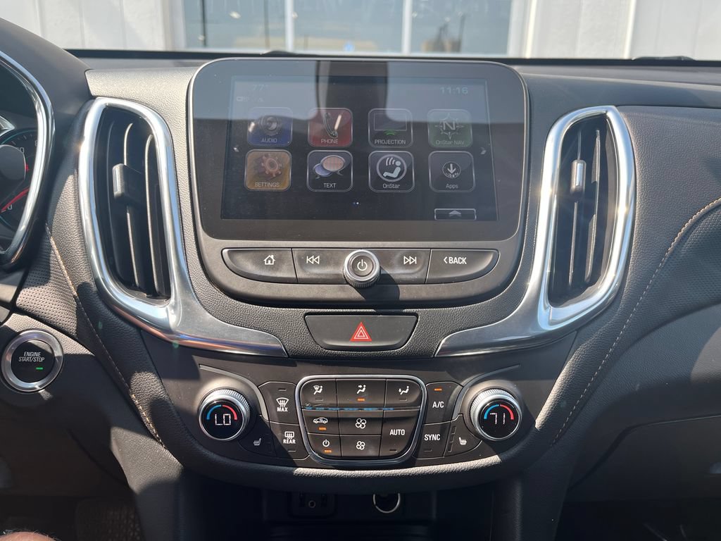 Used 2018 Chevrolet Equinox Premier FWD image 21