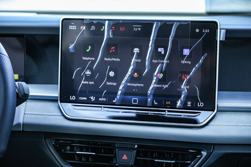 New 2026 Volkswagen Tiguan SE R-Line image 25