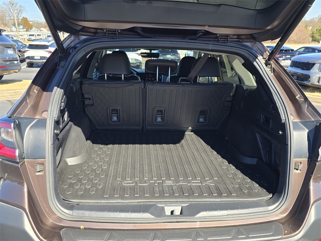 Used 2020 Subaru Outback Limited w/ Popular Package #2 image 13