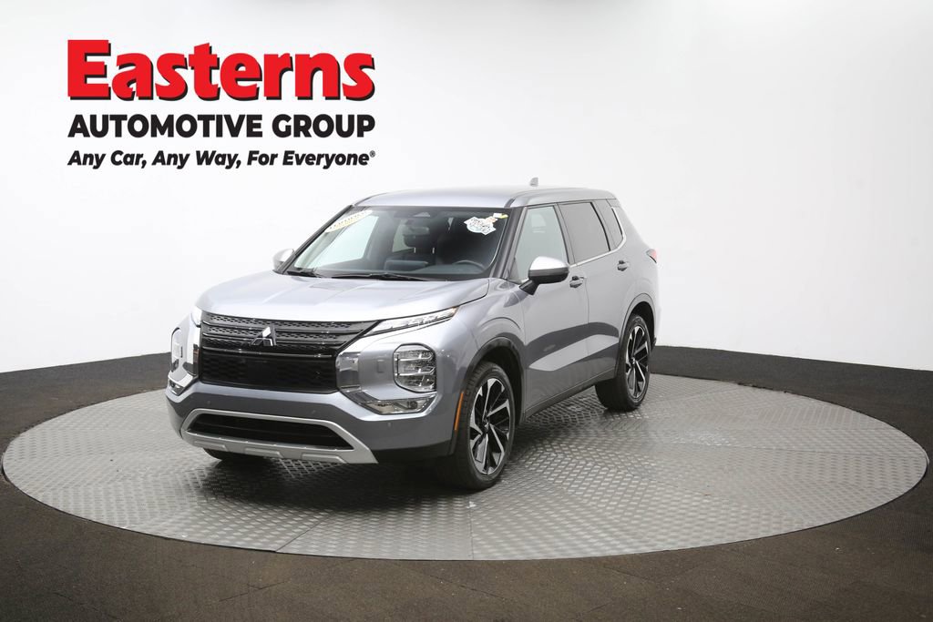 Used 2024 Mitsubishi Outlander SE image 55