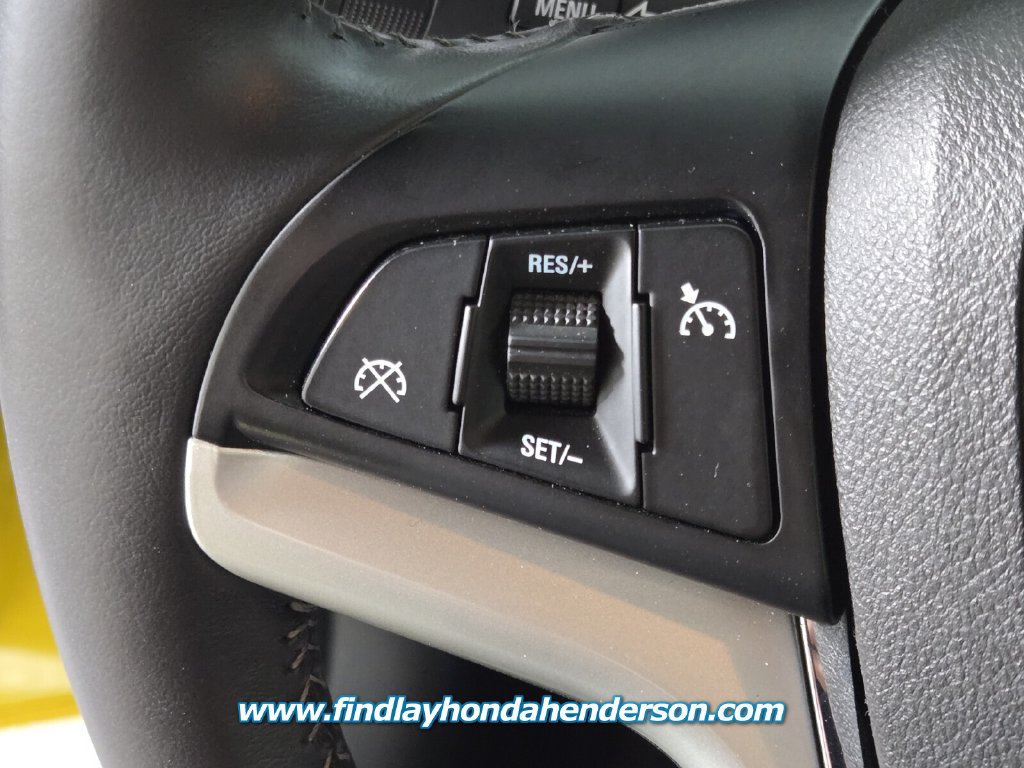 Used 2015 Chevrolet Camaro LT RWD image 25