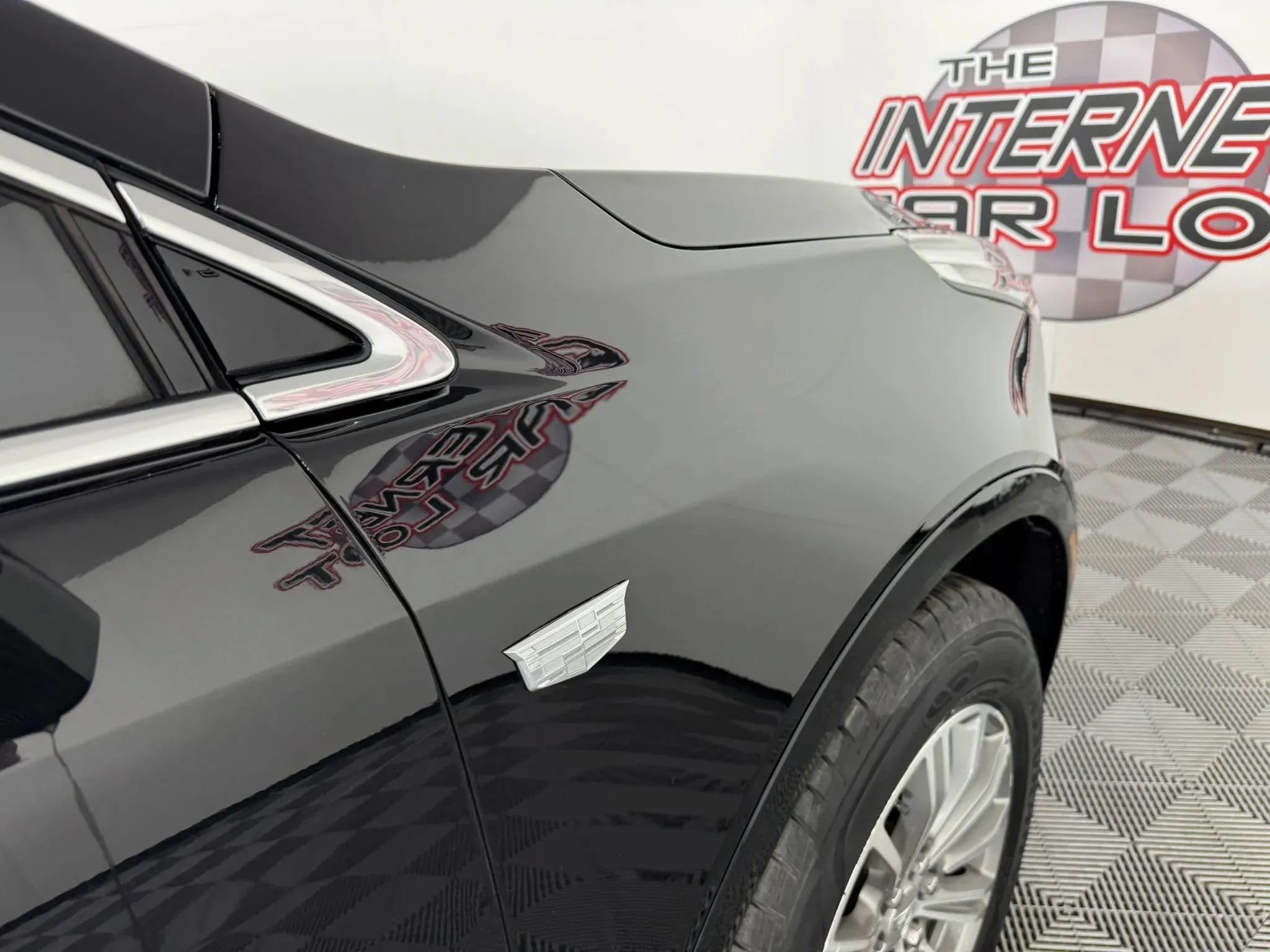 Used 2017 Cadillac XT5 Luxury w/ Driver Awareness Package FWD image 32